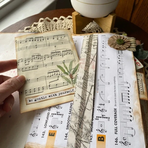 Vibrant Bird-Themed Travel Journal Mixed Media Art Junk Journal - Picture 16 of 17